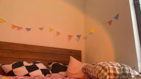 Snapshot of baby_meimei chatting on 3, 3, 2025 mei online show from 3, 3, 2025