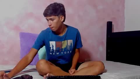 baby_noaht online show from 6, 5, 2026