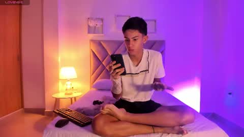 baby_noaht online show from 9, 6, 2026