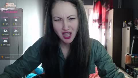 Ida and Kira online show from 15, 10, 2025