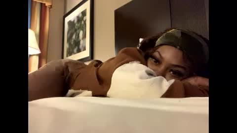 baby_tsunami online show from 9, 12, 2024