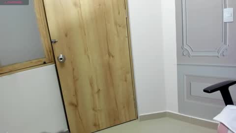 Karla  online show from 7, 3, 2025