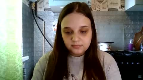 Snapshot of babyemma_emmochka chatting on 8, 6, 2026 babyemma_emmochka online show from 8, 6, 2026