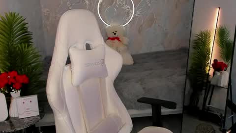 Sophia online show from 9, 6, 2026