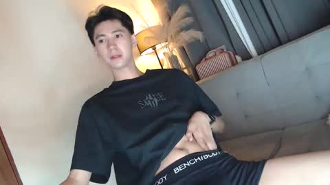 Snapshot of babymasterbater chatting on 15, 3, 2026 call me james online show from 15, 3, 2026