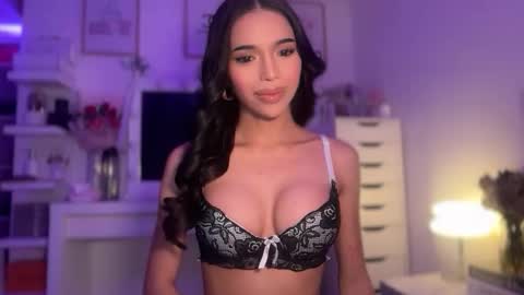 Snapshot of babysabrinaxx chatting on 13, 5, 2026 babysabrinaxx online show from 13, 5, 2026