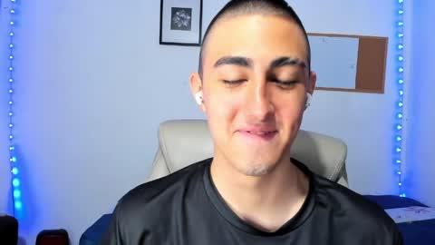 Babyted273 online show from 24, 4, 2026