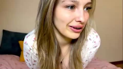 babyy_miley online show from 20, 7, 2026