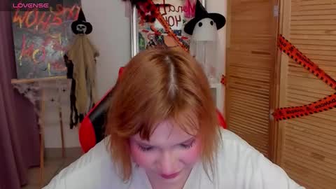 Snapshot of babyyulli chatting on 29, 10, 2025 babyyulli online show from 29, 10, 2025