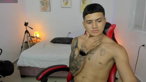 bad_boy__777 online show from 22, 4, 2026