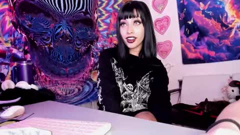 Bratty Lanita - independent online show from 21, 1, 2025