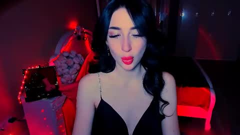 Miss Desire...do you remember online show from 2, 3, 2025