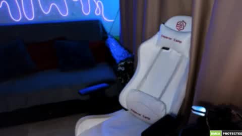 Lin online show from 6, 10, 2025