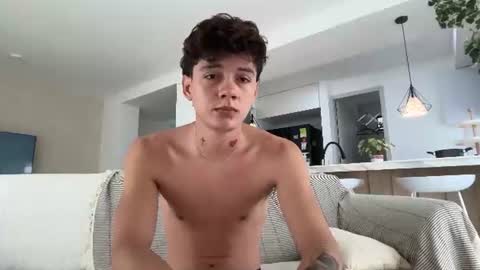Snapshot of badboy_one chatting on 12, 7, 2026 jhojan online show from 12, 7, 2026