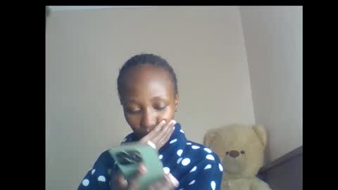 baddie_bunnie online show from 27, 4, 2026