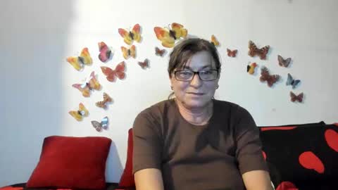 Snapshot of badgg chatting on 11, 12, 2024 Gina online show from 11, 12, 2024