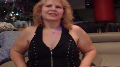 Badgirlpr online show from 12, 3, 2025