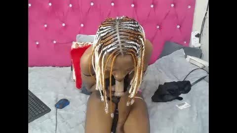 Snapshot of badgirlsexyt chatting on 25, 10, 2025 badgirlsexyt online show from 25, 10, 2025