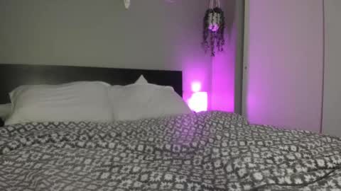 Snapshot of badgrljade chatting on 19, 9, 2025 Jade online show from 19, 9, 2025