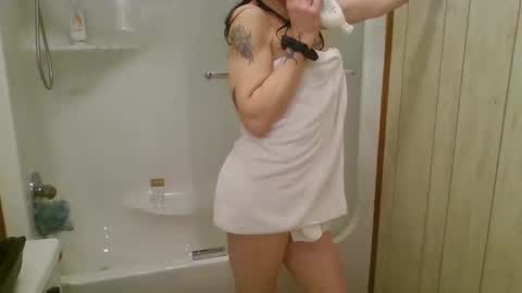 Snapshot of badkitty9669 chatting on 14, 1, 2026 badkitty9669 online show from 14, 1, 2026