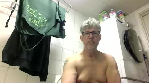 Snapshot of baggelina75 chatting on 11, 5, 2026 baggelina75 online show from 11, 5, 2026