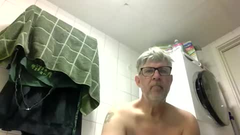 Snapshot of baggelina75 chatting on 12, 5, 2026 baggelina75 online show from 12, 5, 2026