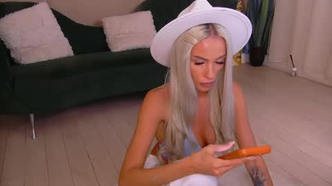 Snapshot of bailey_rush chatting on 4, 7, 2026 bailey_rush online show from 4, 7, 2026