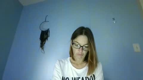 Snapshot of bamacpl80 chatting on 17, 6, 2026 bamacpl80 online show from 17, 6, 2026