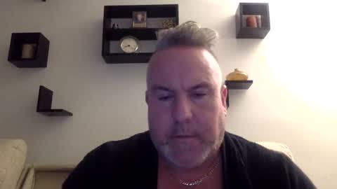 banana5289 online show from 4, 1, 2025