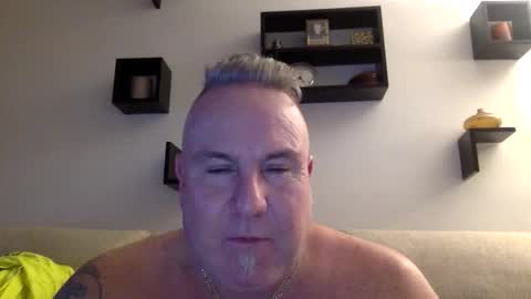 banana5289 online show from 7, 1, 2026