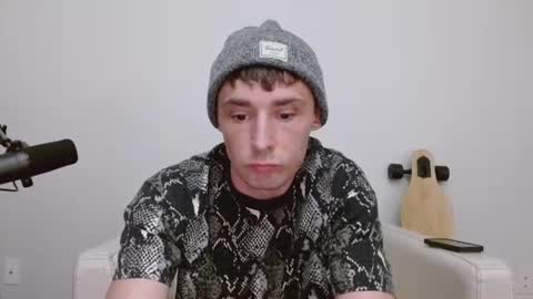 Snapshot of bananacurvesleft chatting on 28, 6, 2026 bananacurvesleft online show from 28, 6, 2026