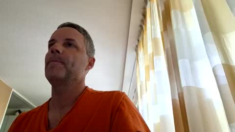 Snapshot of bananasplit1900 chatting on 6, 6, 2026 bananasplit1900 online show from 6, 6, 2026