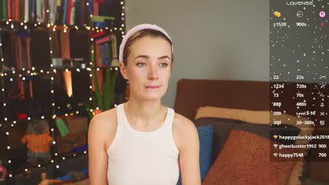 Snapshot of bananya_kitty chatting on 16, 12, 2025 Ellen and online show from 16, 12, 2025