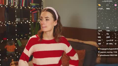 Snapshot of bananya_kitty chatting on 17, 12, 2025 Ellen and online show from 17, 12, 2025