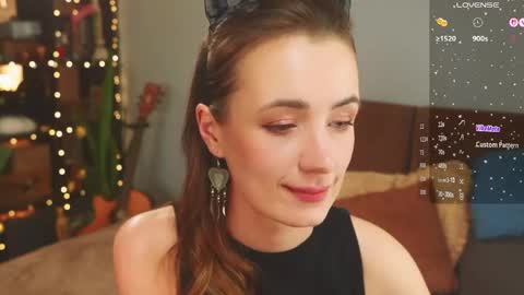 Ellen and  online show from 21, 4, 2026