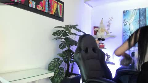 Gabi  online show from 21, 12, 2025