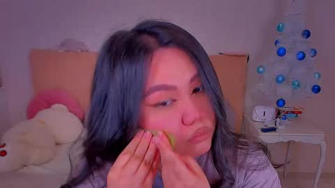 Barbie Kim online show from 14, 12, 2024