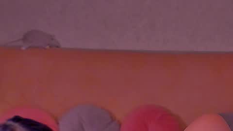 Barbie Kim online show from 10, 2, 2025