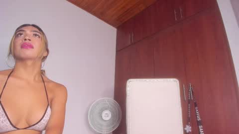 Snapshot of barbie_ds chatting on 30, 9, 2025 barbie_ds online show from 30, 9, 2025