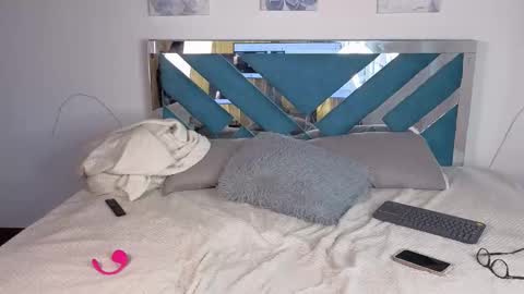 barbie_latinaaa online show from 24, 10, 2025