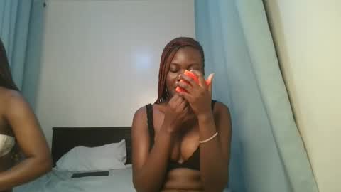 queen online show from 30, 11, 2025