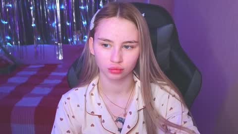 Snapshot of barbieee_doll chatting on 31, 12, 2024 Eva online show from 31, 12, 2024