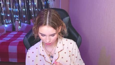 Snapshot of barbieee_doll chatting on 5, 2, 2025 Eva online show from 5, 2, 2025