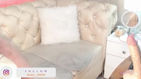 barbiefox_ online show from 31, 1, 2025