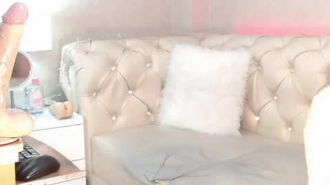 barbiefox_ online show from 28, 2, 2025