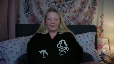 barbiegirl966 online show from 27, 4, 2026