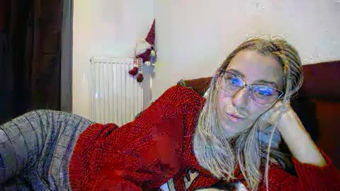 Snapshot of barelylegalblondy chatting on 16, 1, 2025 Lena online show from 16, 1, 2025