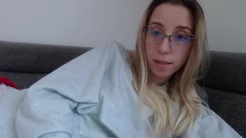 Lena online show from 27, 4, 2026