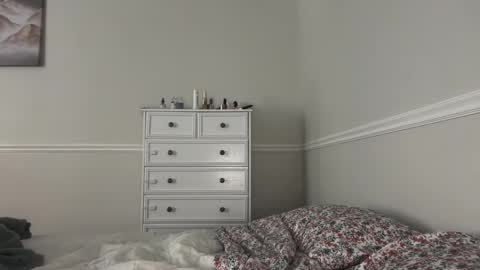 chicka online show from 11, 9, 2025