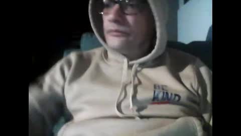 Snapshot of barry8051 chatting on 30, 11, 2025 barry8051 online show from 30, 11, 2025